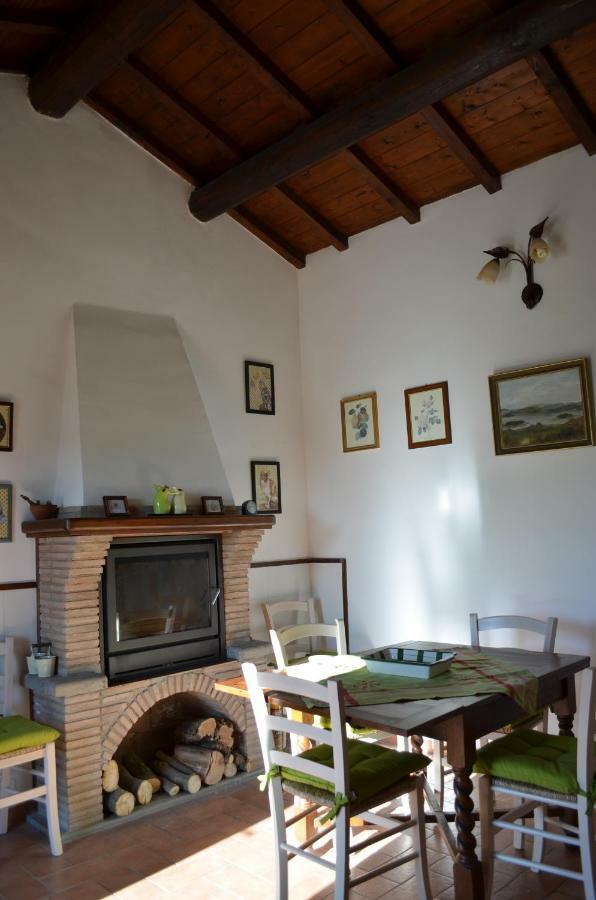 Апартаменты Casa Sorgente Монтефьясконе Экстерьер фото